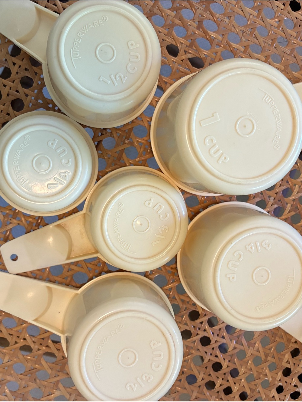 Tupperware Cream Measuring Cups Set - Stackable - Picture 5 of 9